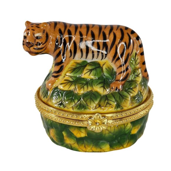 Cbk Other - Vintage CBK Ceramic Tiger Hinged Trinket Box Wild Animal Critter On Leaves